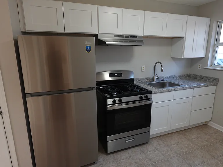 4307 NE Winn Rd — Photo 3