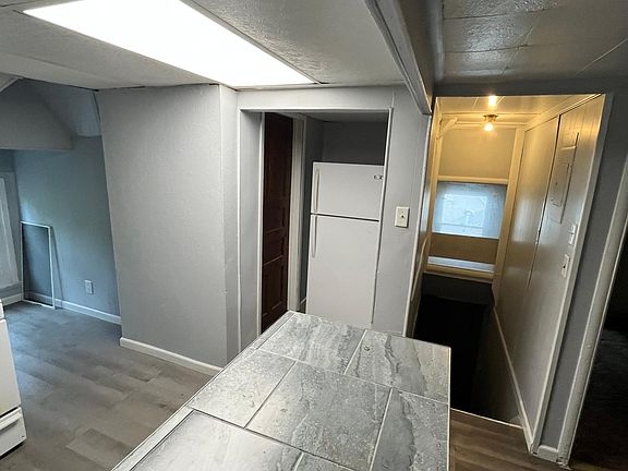 4th image of 1705 N California Ave APT D