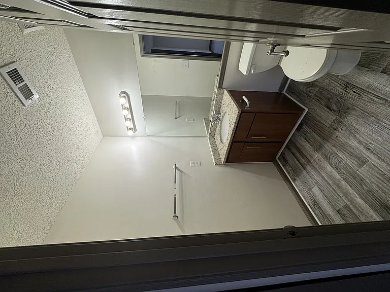 Wesley St. Claire Apartments at Lawrenceville — Photo 163