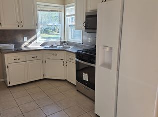 31234 Sheridan St, Garden City, MI 48135