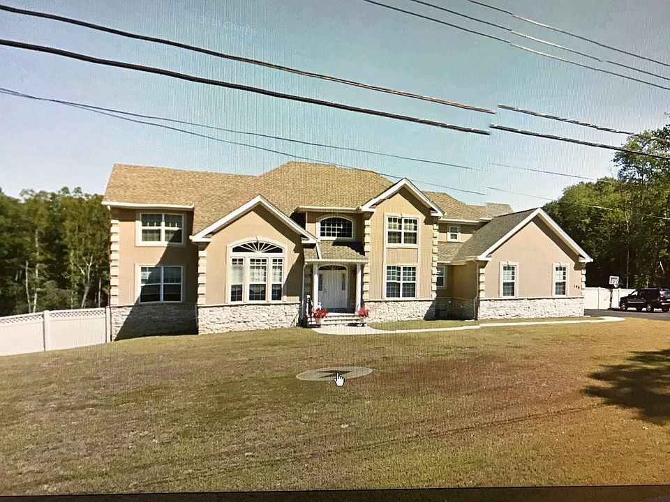 188 Lemon Rd Farmingdale NJ