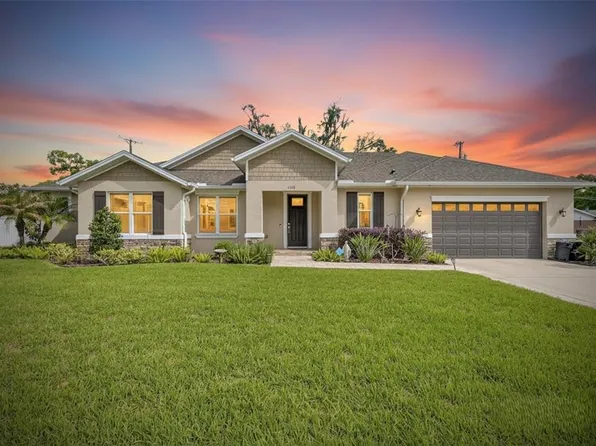 1008 W River Dr, Temple Terrace, FL 33617