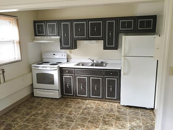 3rd image of 108 Gay St APT 201
