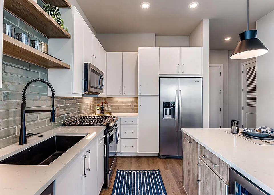 1010 Waugh Apartments