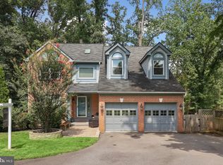 9000 Linda Maria Ct, Fairfax, VA 22031