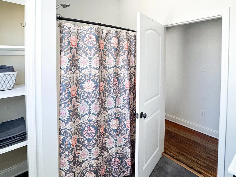 5726 Rosemary Pl — Photo 12