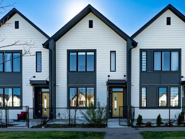 224 S Point Grn SW, Airdrie, AB T4B 4K9
