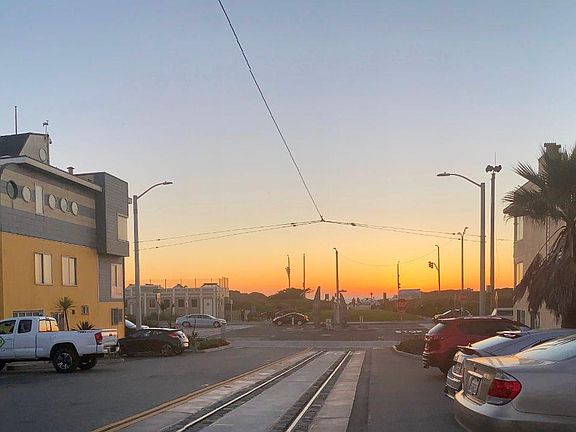 4th image of 3728 Taraval St