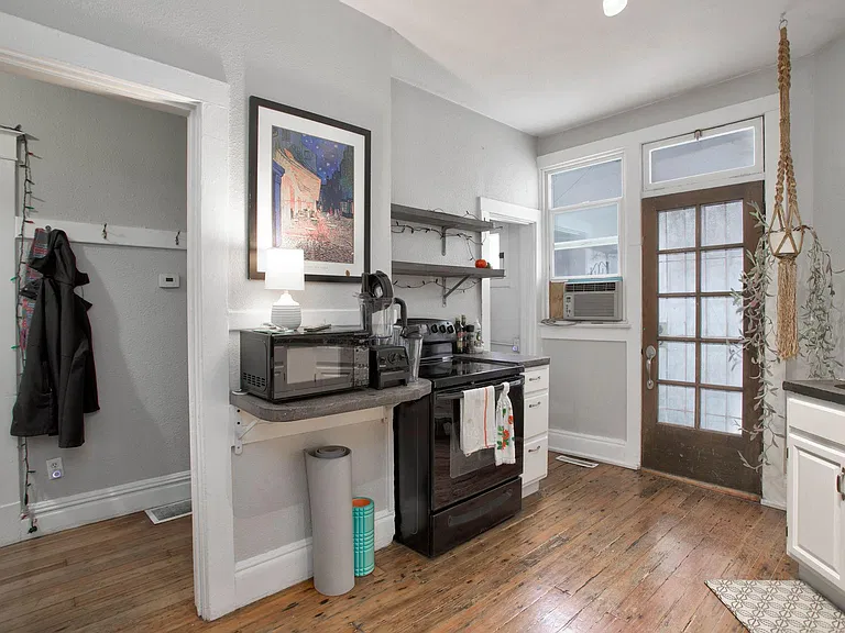 3702 Walnut St — Photo 9