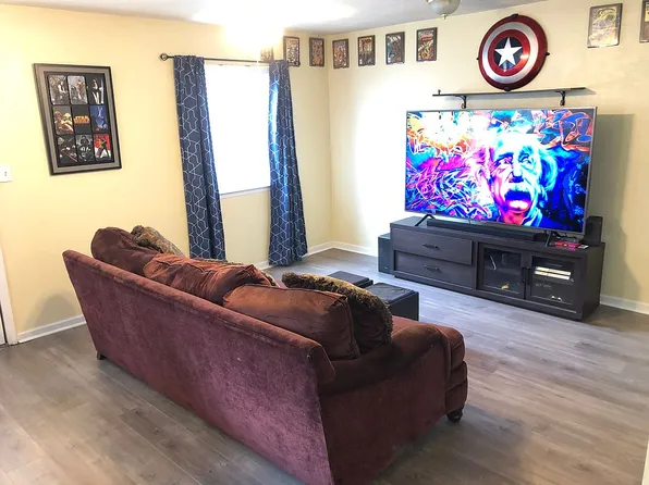 1317 Airport Dr APT F11, Tallahassee, FL 32304