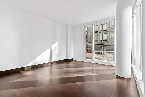 Rented by Vornado Realty Trust | media 19