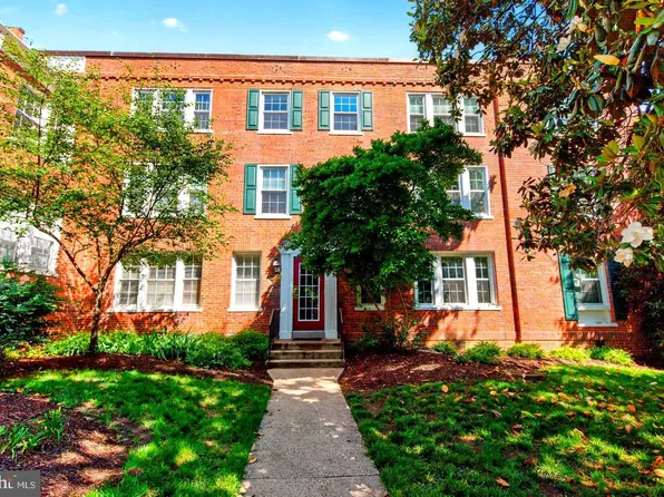 1811 Key Blvd #10532, Arlington, VA 22201
