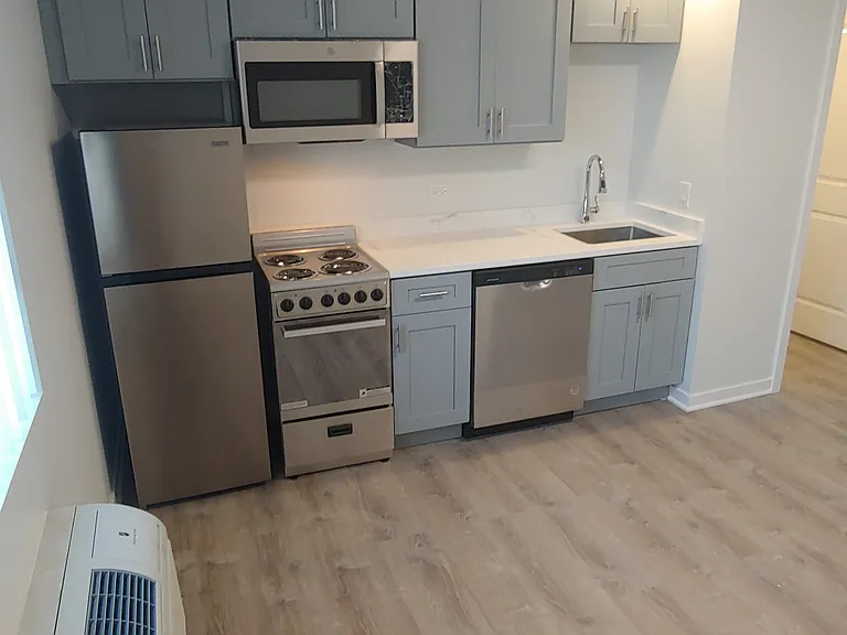 5366 S Laramie Ave #202 — Photo 49
