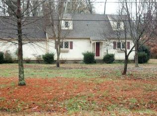 823 Dare Rd, Yorktown, VA 23692