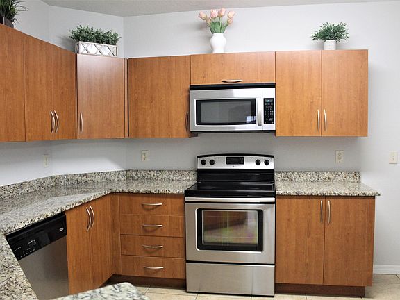 4th image of 138 SW Peacock Blvd APT 20-101