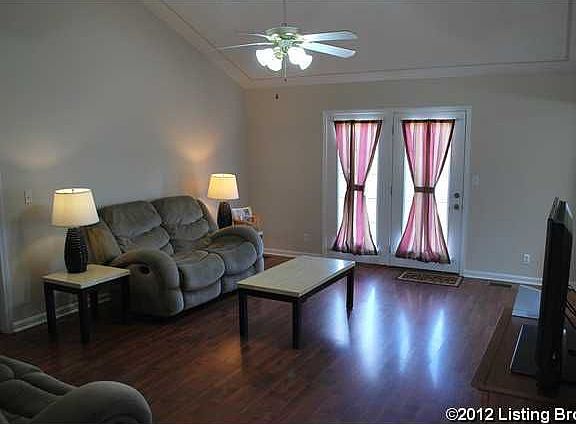 2nd image of 716 Helm Ln