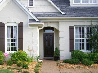 1693 Belledeer Dr W, Cordova, TN 38016