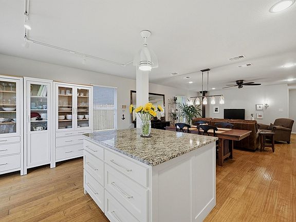 2nd image of 5022 Mesquite Ridge Trl