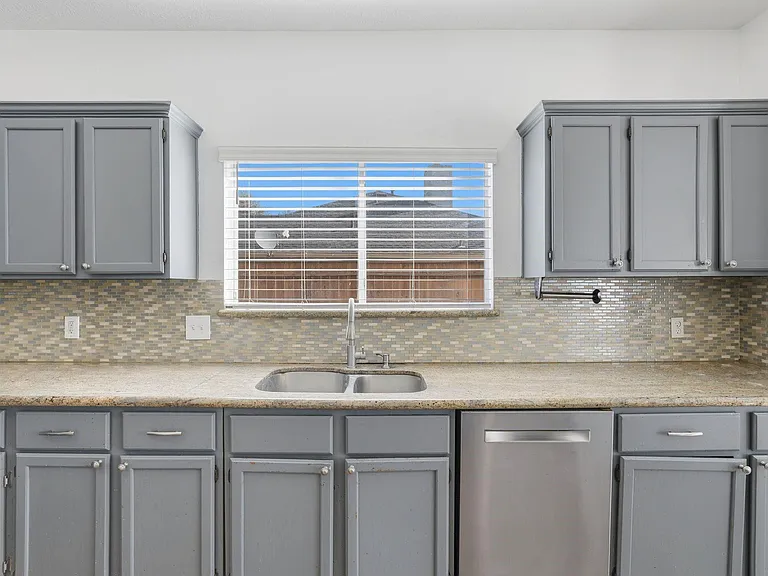 2910 Cocona Ln — Photo 21
