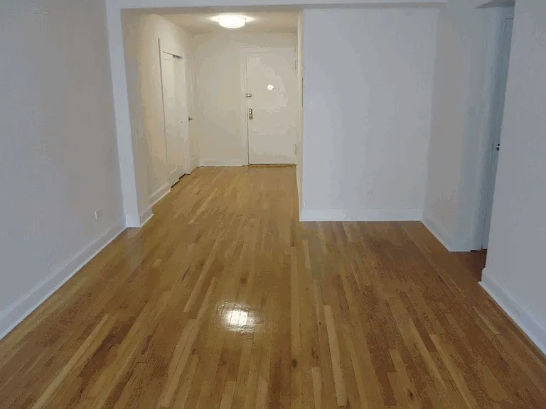142-10 Hoover Ave #616 — Photo 1