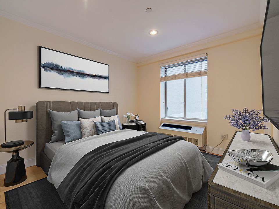 1st image of 143 Mulberry St APT 4