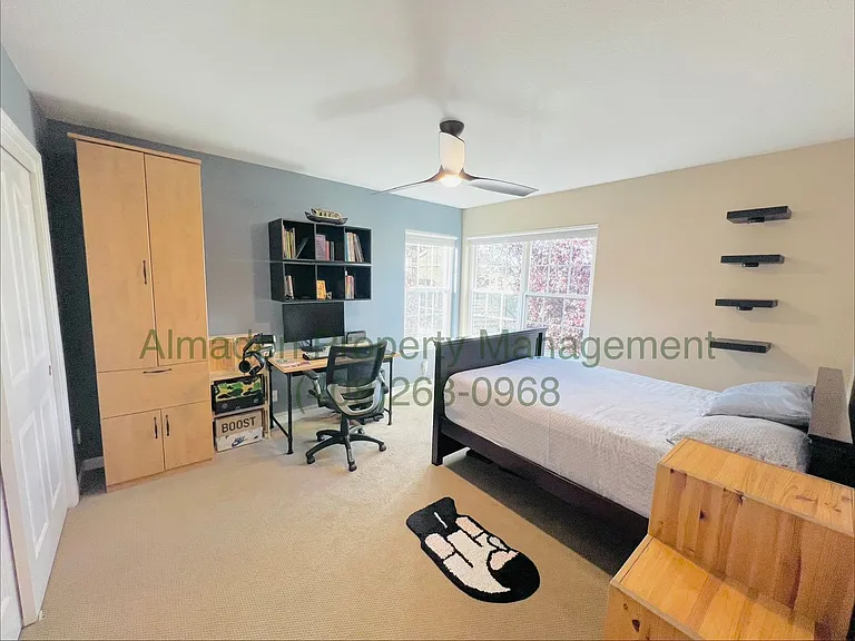 7000 Sterling Gate Ct — Photo 21