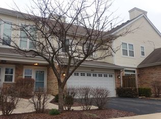 491 Dolton Ln, Carol Stream, IL 60188