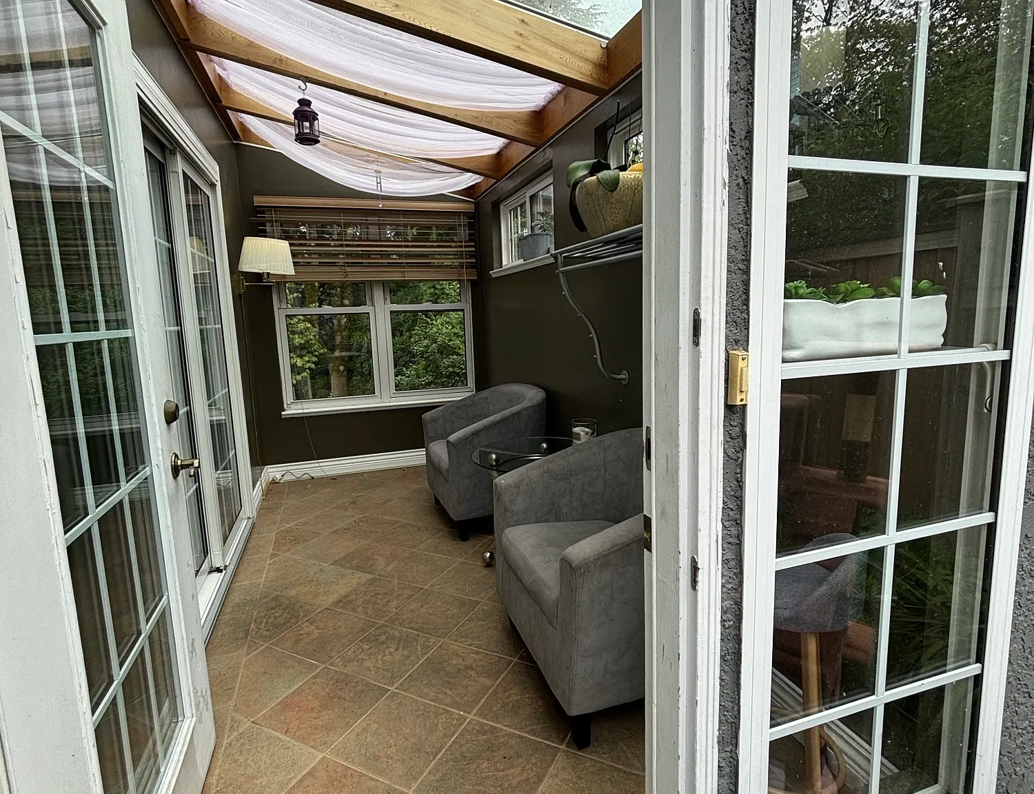 4 bed, 2000 sqft, $4,950 — Photo 3