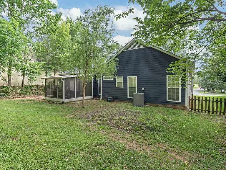 9701 Little River Ct — Photo 31