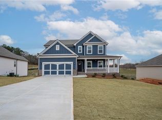 902 Calgary Ct, Winder, GA 30680