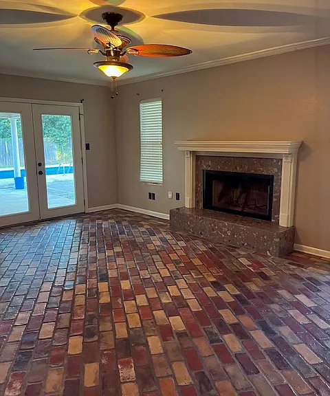 2407 Arlington Pl — Photo 6
