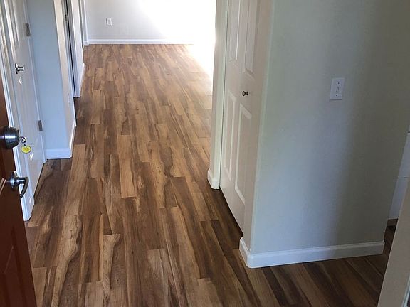 2nd image of 17 & 35 Lawrence St #17-3