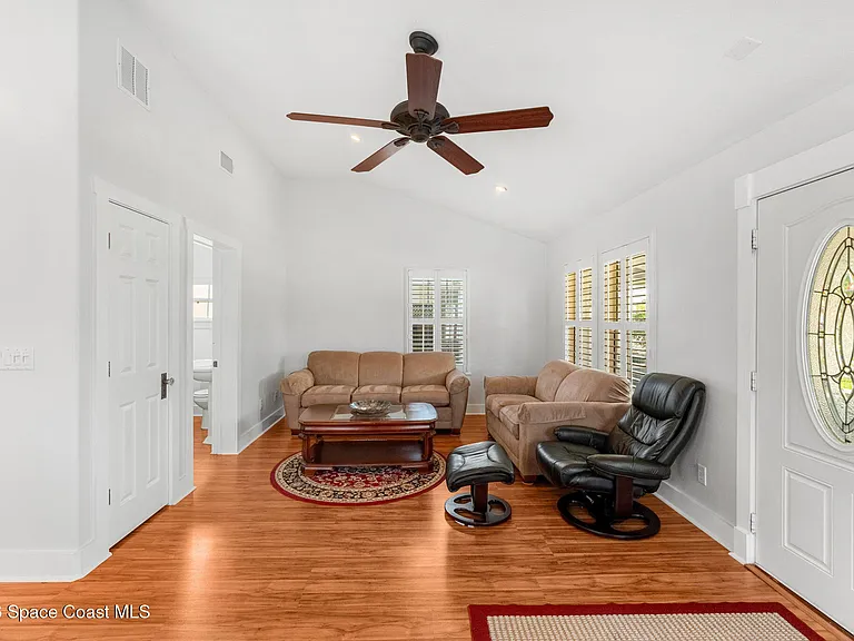 116 Rosa L Jones Dr — Photo 10