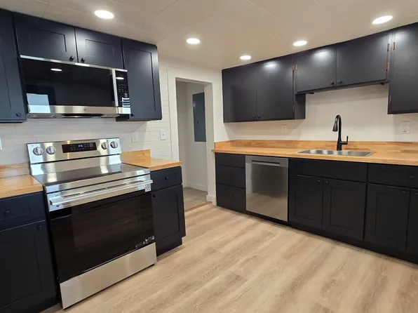 485 W Main St APT 1, Bloomsburg, PA 17815