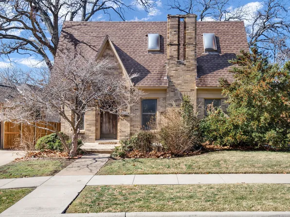 1712 Frederick St, Fort Worth, TX 76107