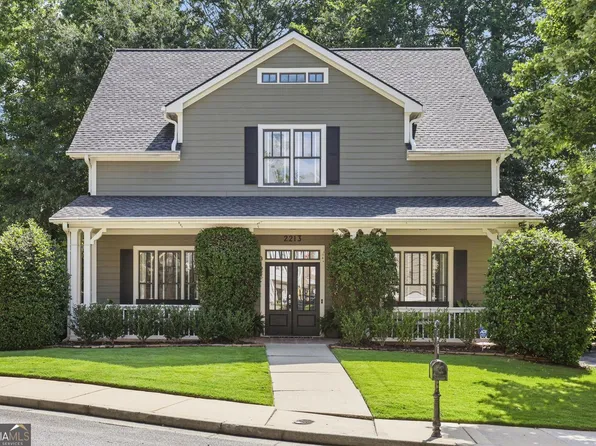 2213 Parkview Ct NW, Atlanta, GA 30318