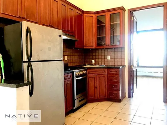 Rented by Native Real Estate LLC | media 8