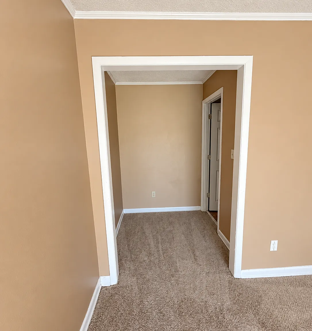 25 Yorkshire Drive - 1 — Photo 4