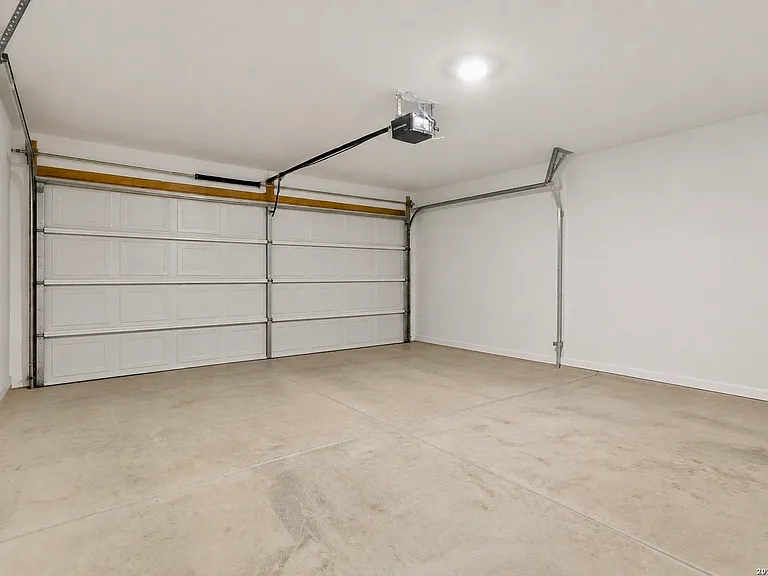 6638 Hoffman Pln — Photo 25