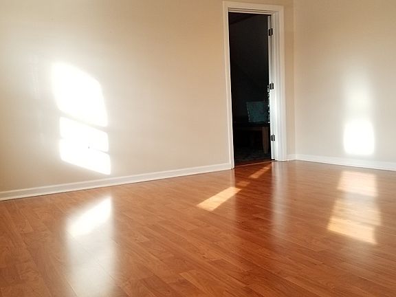 3rd image of 11 Banta Ave