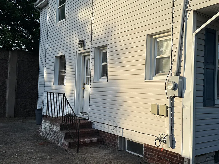 309 Maryland Ave #1 — Photo 16