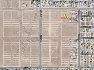 28 Ste Vic Ave N #R9-8, Palmdale, CA 93550