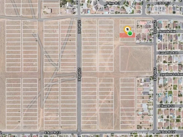 28 Ste Vic Ave N #R9-8, Palmdale, CA 93550