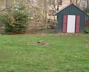 Large level backyard