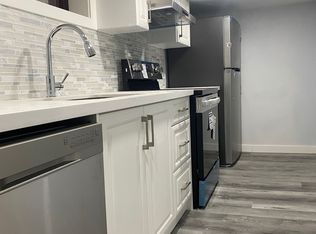 48 Juliet Cres #B2, Toronto, ON M6M 1N6