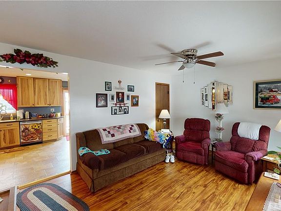 4th image of 3713 Ellsworth Ave