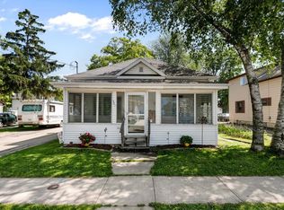 331 2nd St, Neenah, WI 54956