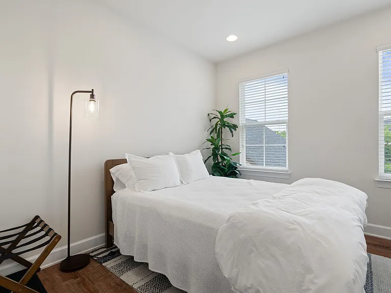 Upper Level Bedroom #4