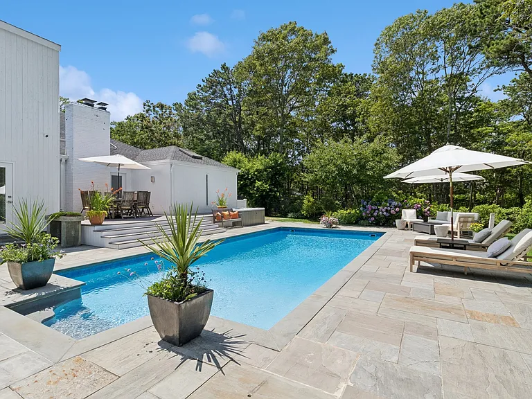 41 Cormorant Dr — Photo 5