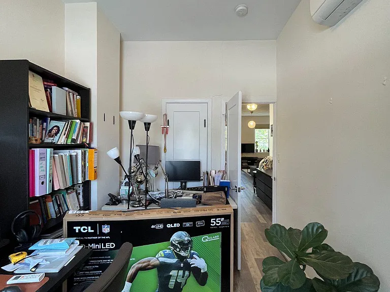 3003 P St NW #400 — Photo 14